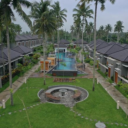 The Allure Villas Managed By Sahid Pangandaran Exteriör bild